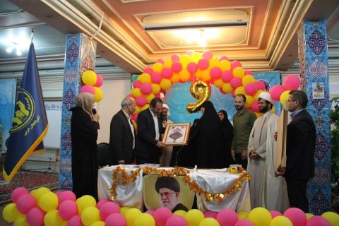 برگزاری مراسم جشن عبادت برای تعداد ۱۰۰ نفر از دختران ۹ الی ۱۰ ساله تحت حمایت امداد روز سه شنبه مورخ ۱۴۰۲/۰۴/۲۷ مراسم جشن عبادت برای فرزندان تحت حمایت در سالن جلسات کمیته امداد امام خمینی (ره) منطقه دو ارومیه برگزار گردید .